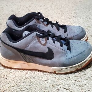 Nike Men's Banger Skate Shoe